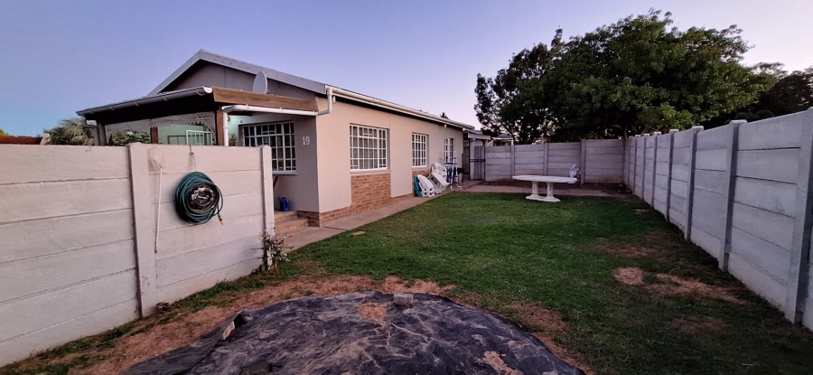 3 Bedroom Property for Sale in Riversdale Western Cape
